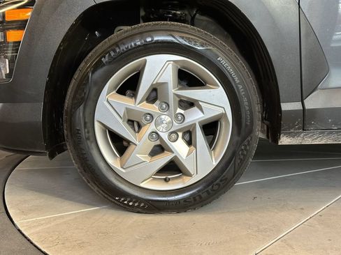 Used 2024 Hyundai Kona SE FWD image 24