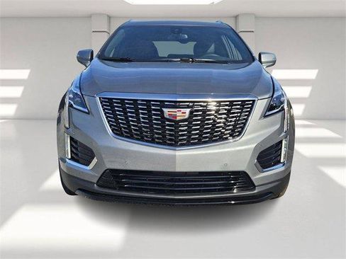 New 2026 Cadillac XT5 Luxury image 8
