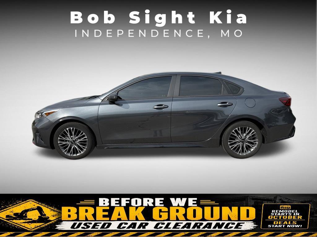 Used 2024 Kia Forte GT-Line w/ GT-Line Premium Package FWD image 6