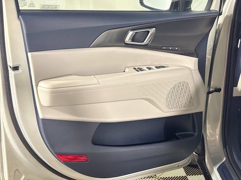 New 2026 Kia Carnival SX w/ SX Dark Edition Package image 10