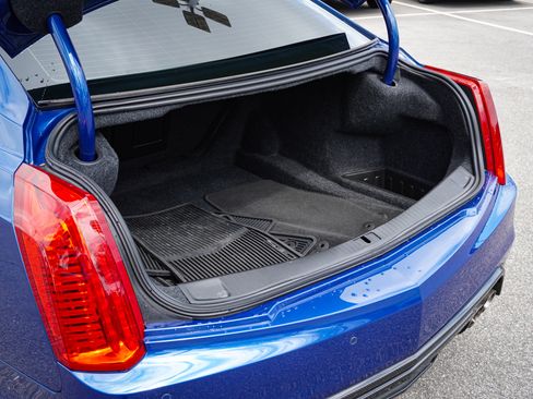 Used 2019 Cadillac CTS V w/ Carbon Fiber Package image 33