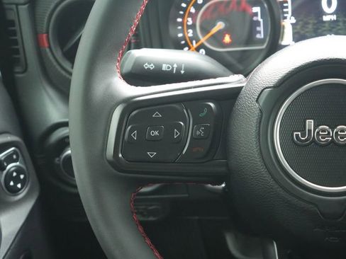 Used 2024 Jeep Wrangler Unlimited Rubicon AWD/4WD image 18