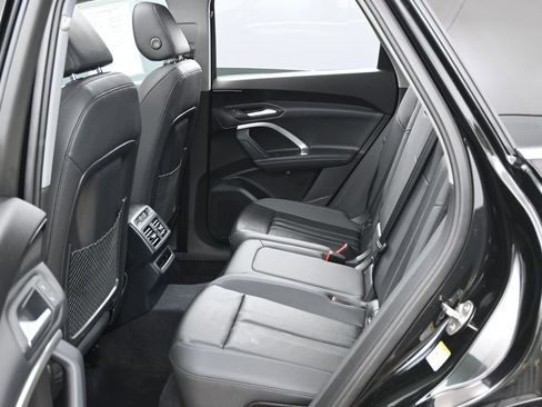 Used 2025 Audi Q5 Premium w/ Convenience Package AWD/4WD image 34