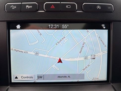 Used 2018 Ford F150 Platinum w/ Equipment Group 701A Luxury image 39