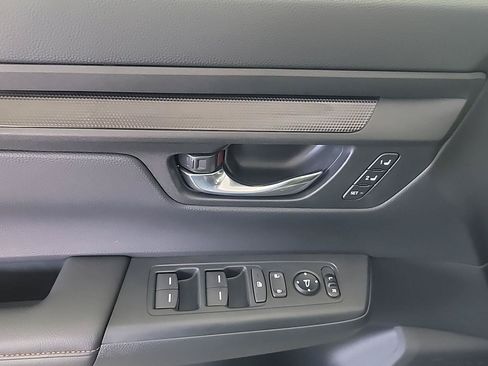 Used 2025 Honda CR-V Sport-L image 36