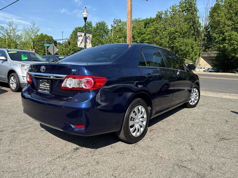 Used 2012 Toyota Corolla LE FWD image 7
