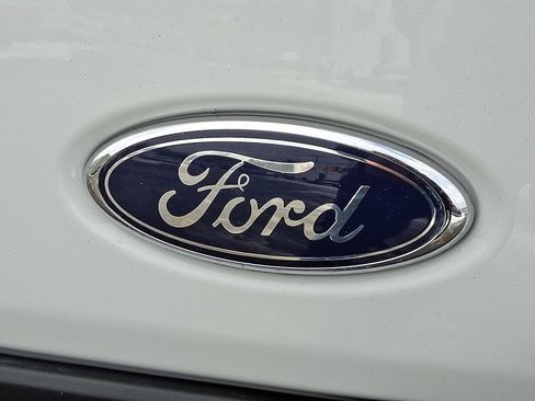 Used 2024 Ford Transit 250 Low Roof w/ Exterior Upgrade Package image 30