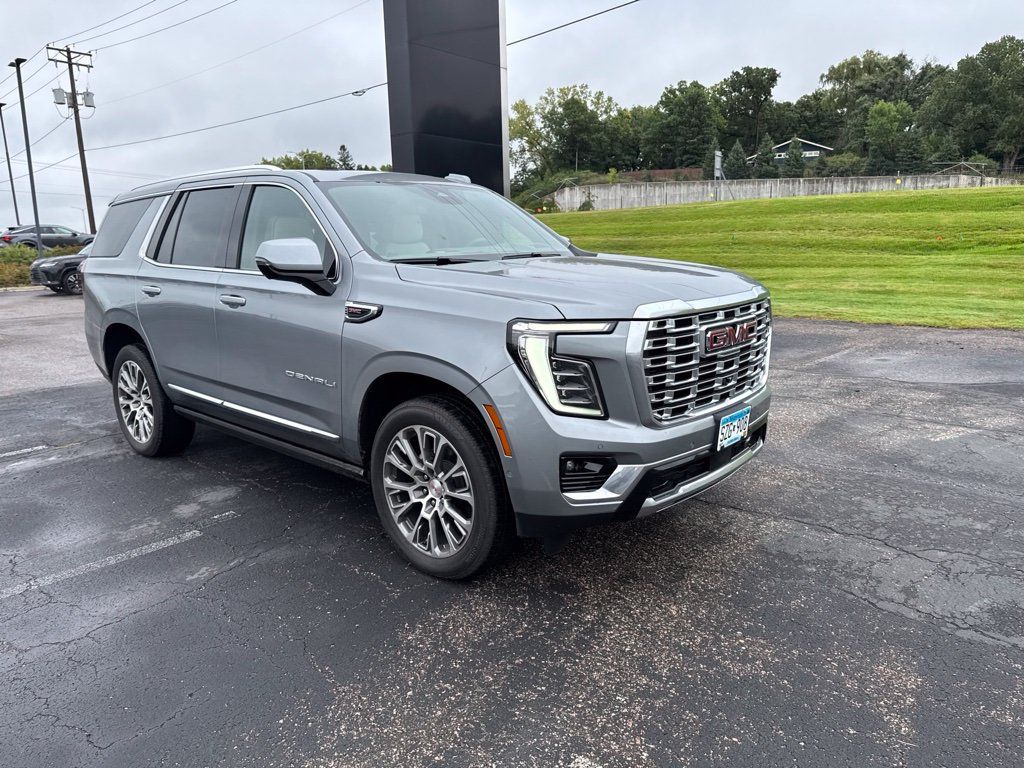 Used 2026 GMC Yukon Denali w/ Sun & Power Step Package AWD/4WD image 27