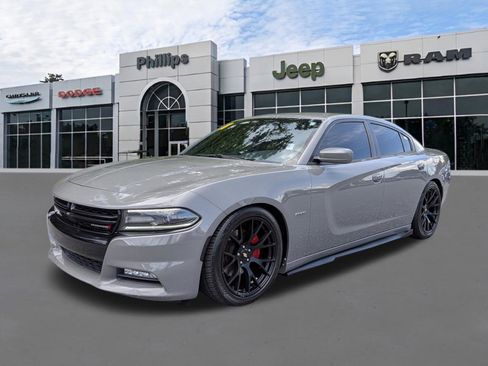 Certified 2018 Dodge Charger R/T RWD image 7