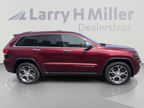 Used 2019 Jeep Grand Cherokee Limited w/ Luxury Group II AWD/4WD image 4