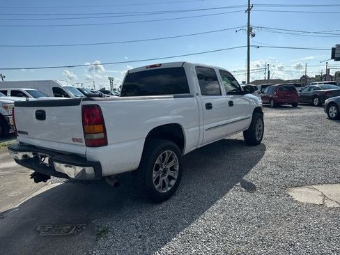 Used 2005 GMC Sierra 1500 SLE w/ Light Duty Power Package RWD image 4