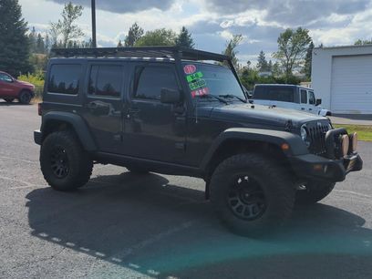 Used 2016 Jeep Wrangler Unlimited Rubicon w/ Connectivity Group