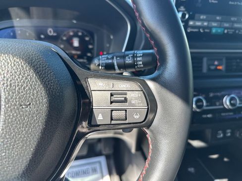 Used 2025 Honda Pilot Black Edition image 22