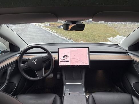 Used 2022 Tesla Model 3 Performance image 17