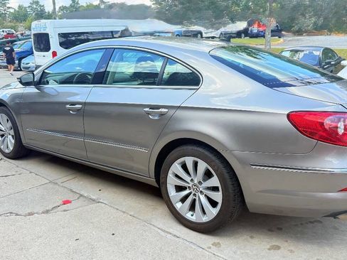 Used 2012 Volkswagen CC Sport image 18