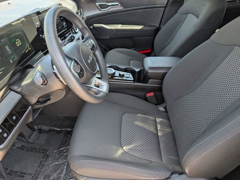 Certified 2023 Kia Sportage LX AWD/4WD image 15