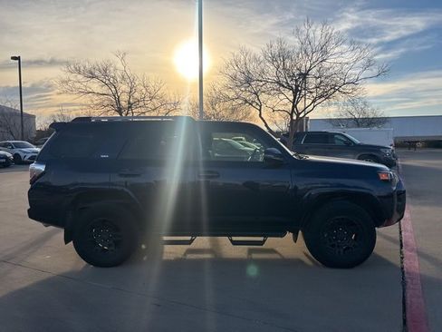 Used 2024 Toyota 4Runner SR5 Premium w/ Moonroof Package image 4