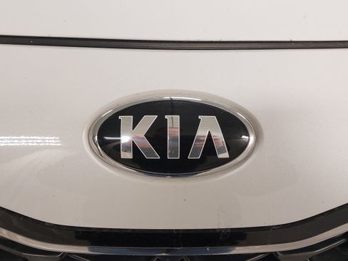 Used 2020 Kia Sportage EX image 31
