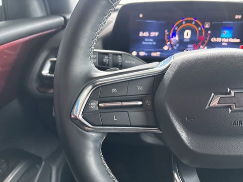 Used 2024 Chevrolet Traverse Z71 image 13