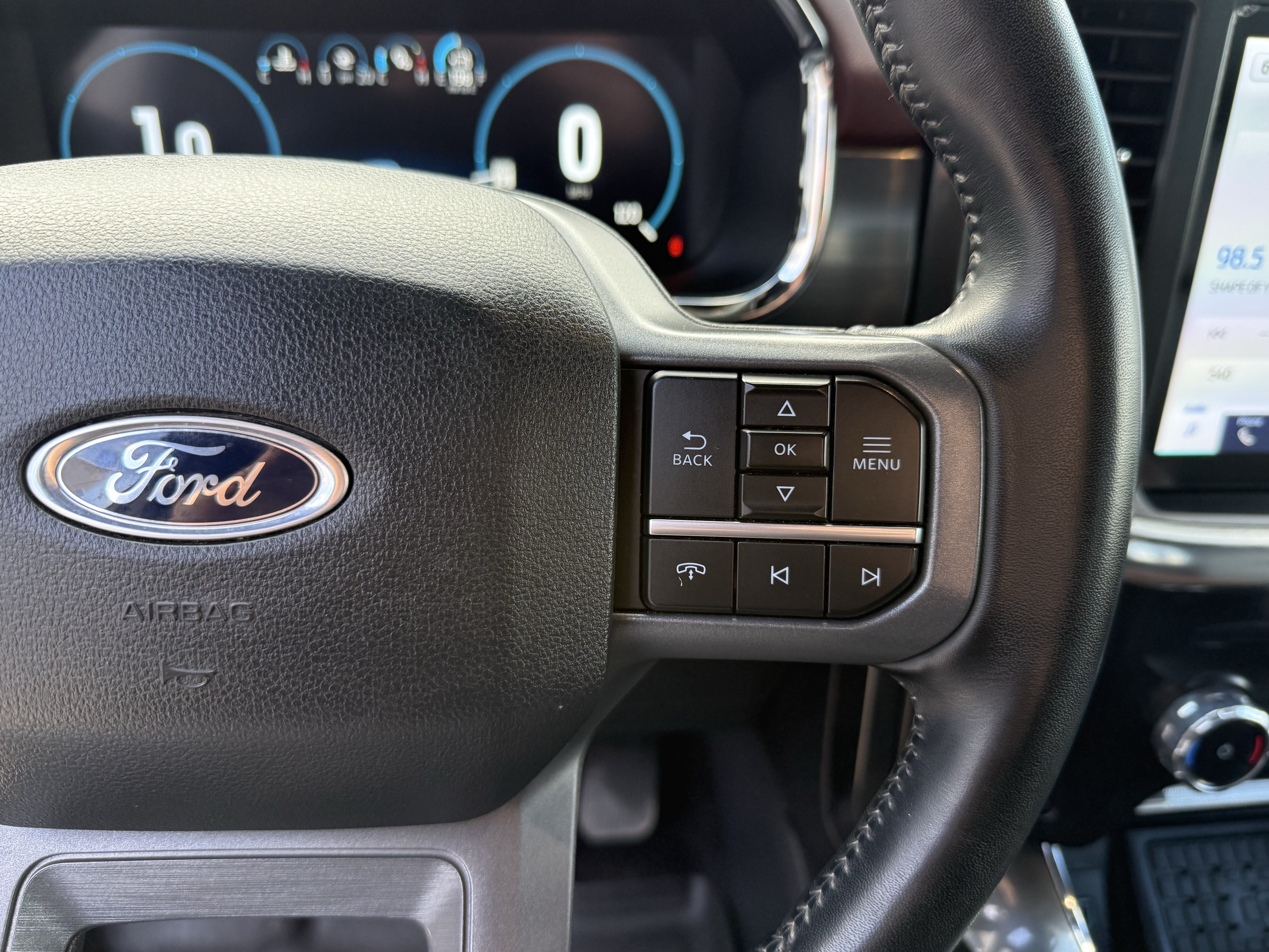 Used 2023 Ford F150 Lariat AWD/4WD image 16