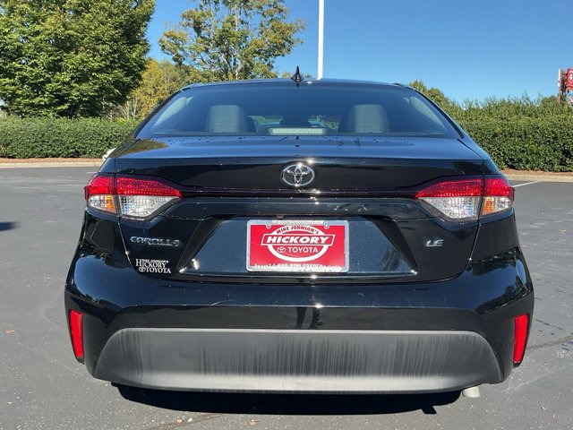 Used 2026 Toyota Corolla LE FWD image 9