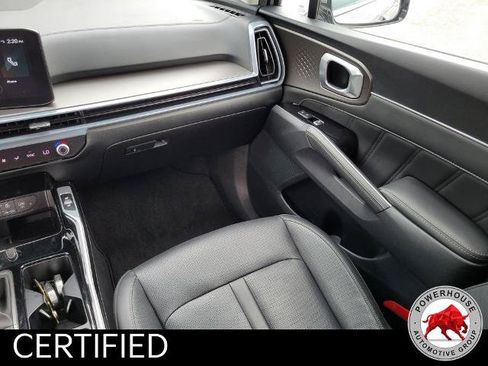Used 2024 Kia Sorento SX FWD image 22