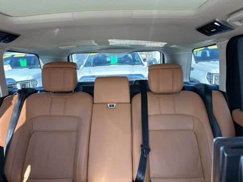 Used 2021 Land Rover Range Rover Autobiography Fifty Edition image 11