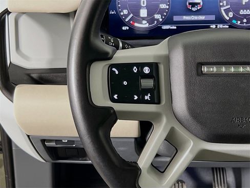 Used 2024 Land Rover Defender 110 S image 10