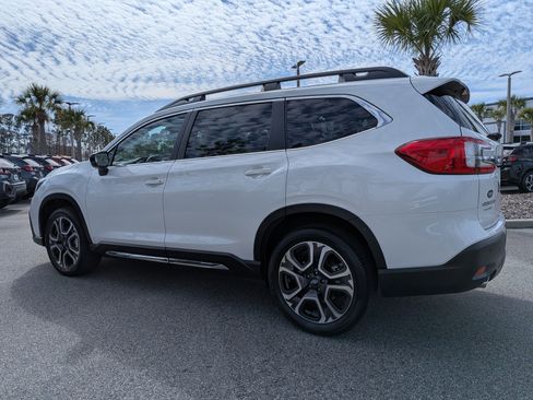 Used 2026 Subaru Ascent Limited w/ Popular Package #2 AWD/4WD image 6