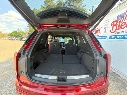 Used 2021 Cadillac XT6 Premium Luxury AWD/4WD image 34