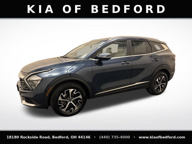 Used 2023 Kia Sportage EX AWD/4WD image 9
