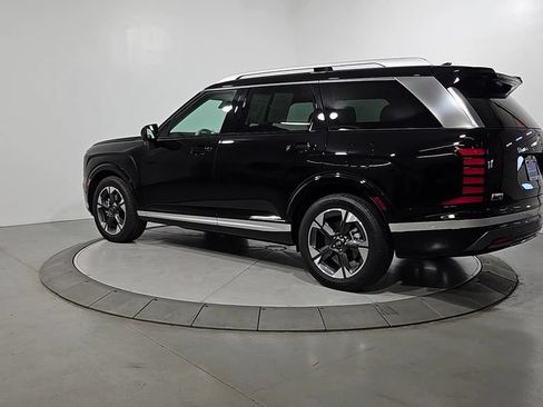 Used 2026 Hyundai Palisade Limited AWD/4WD image 3