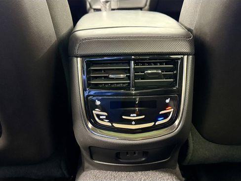 Used 2018 Cadillac CTS Premium Luxury image 33