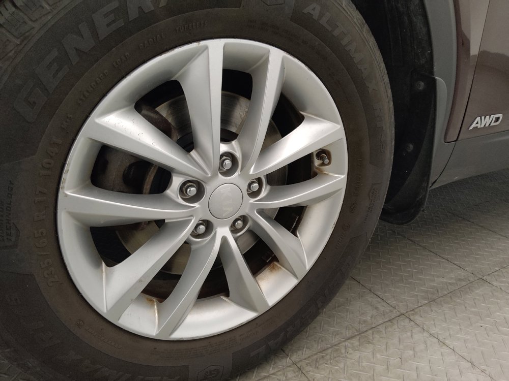 Used 2018 Kia Sorento AWD image 31