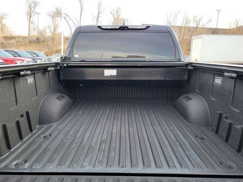 Used 2023 Toyota Tundra Limited image 28