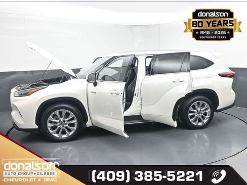 Used 2021 Toyota Highlander Limited image 24