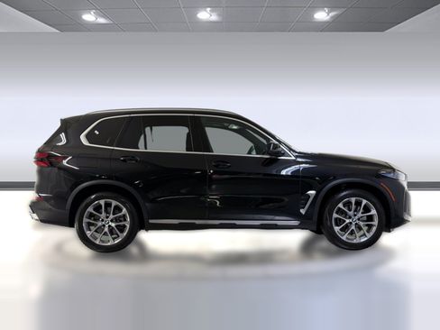 Used 2026 BMW X5 sDrive40i w/ Climate Comfort Package RWD image 8