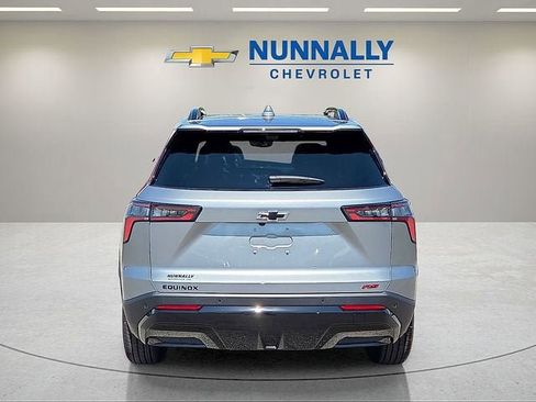 New 2026 Chevrolet Equinox RS w/ Convenience Package III FWD image 4