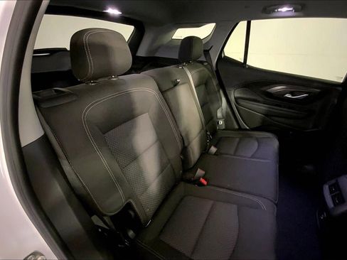 Used 2024 GMC Terrain SLE AWD/4WD image 23