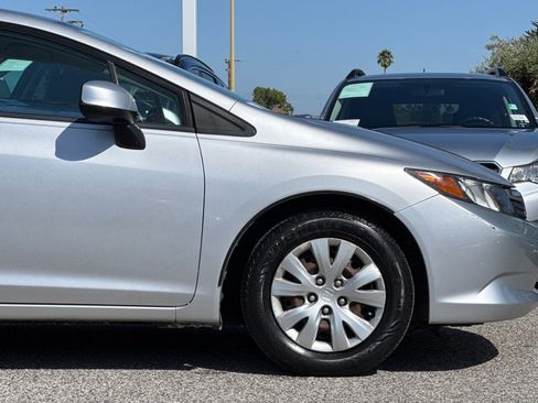 Used 2012 Honda Civic LX image 32