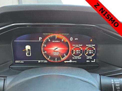 Used 2025 Nissan Z NISMO w/ Floor Mat Package image 20