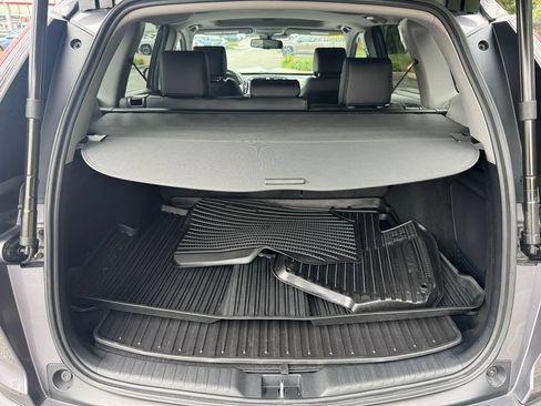 Used 2022 Honda CR-V Touring image 16