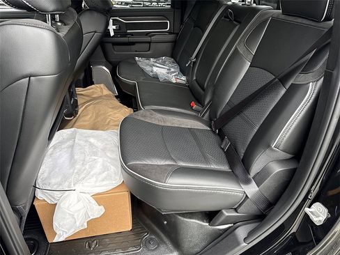 New 2026 RAM 5500 4x4 Crew Cab w/ Laramie Trim Package image 13