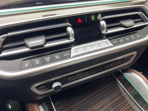 Used 2023 BMW X6 xDrive40i w/ M Sport Package image 67