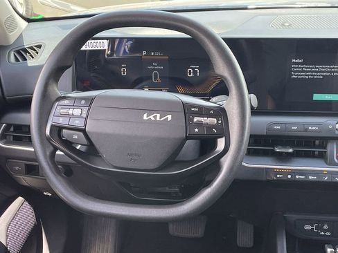 Certified 2025 Kia K4 FWD image 13