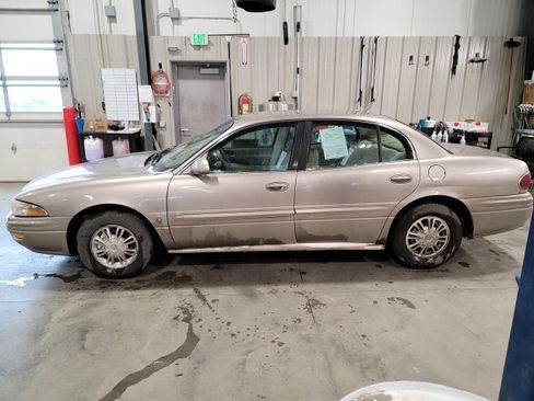 Used 2004 Buick Le Sabre Custom image 4