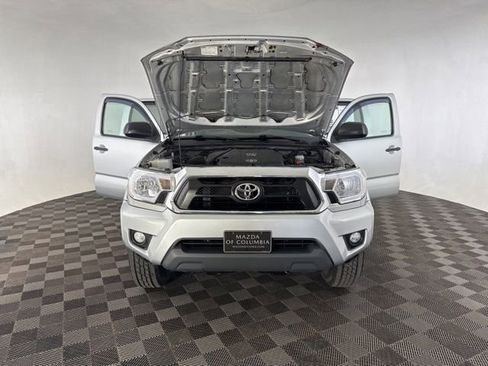 Used 2012 Toyota Tacoma 4x4 Double Cab w/ SR5 Pkg image 11