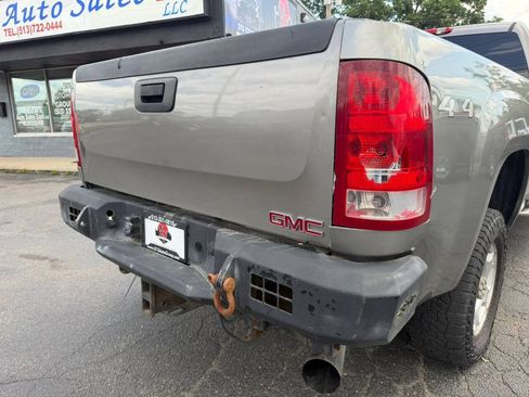 Used 2008 GMC Sierra 3500 SLE w/ Convenience Package AWD/4WD image 71