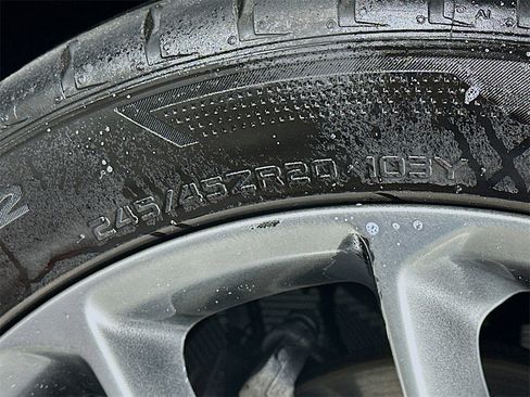 Used 2022 Dodge Challenger GT image 33