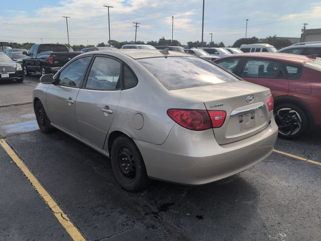 Used 2010 Hyundai Elantra GLS FWD image 2